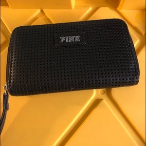 Pink GUC small wallet with zipper black